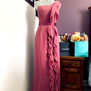 WHITE BY VERA WANG beautiful dark-pink bridesmaids dress!! Used just onc…